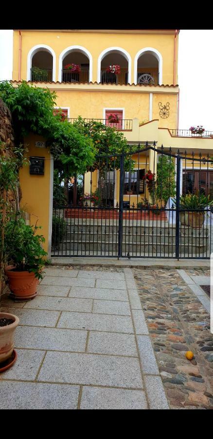 Su Carreri Bed & Breakfast Armungia Exterior foto