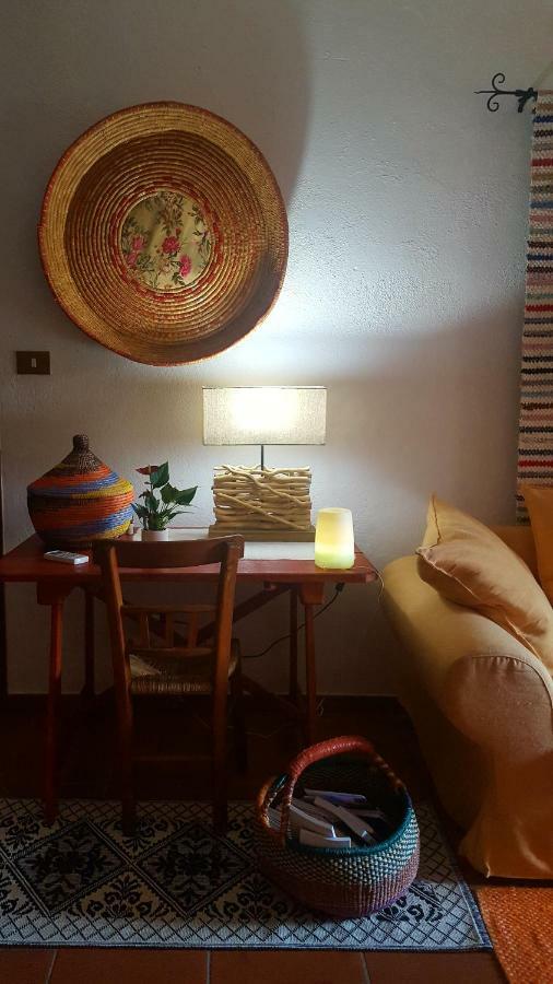 Su Carreri Bed & Breakfast Armungia Exterior foto